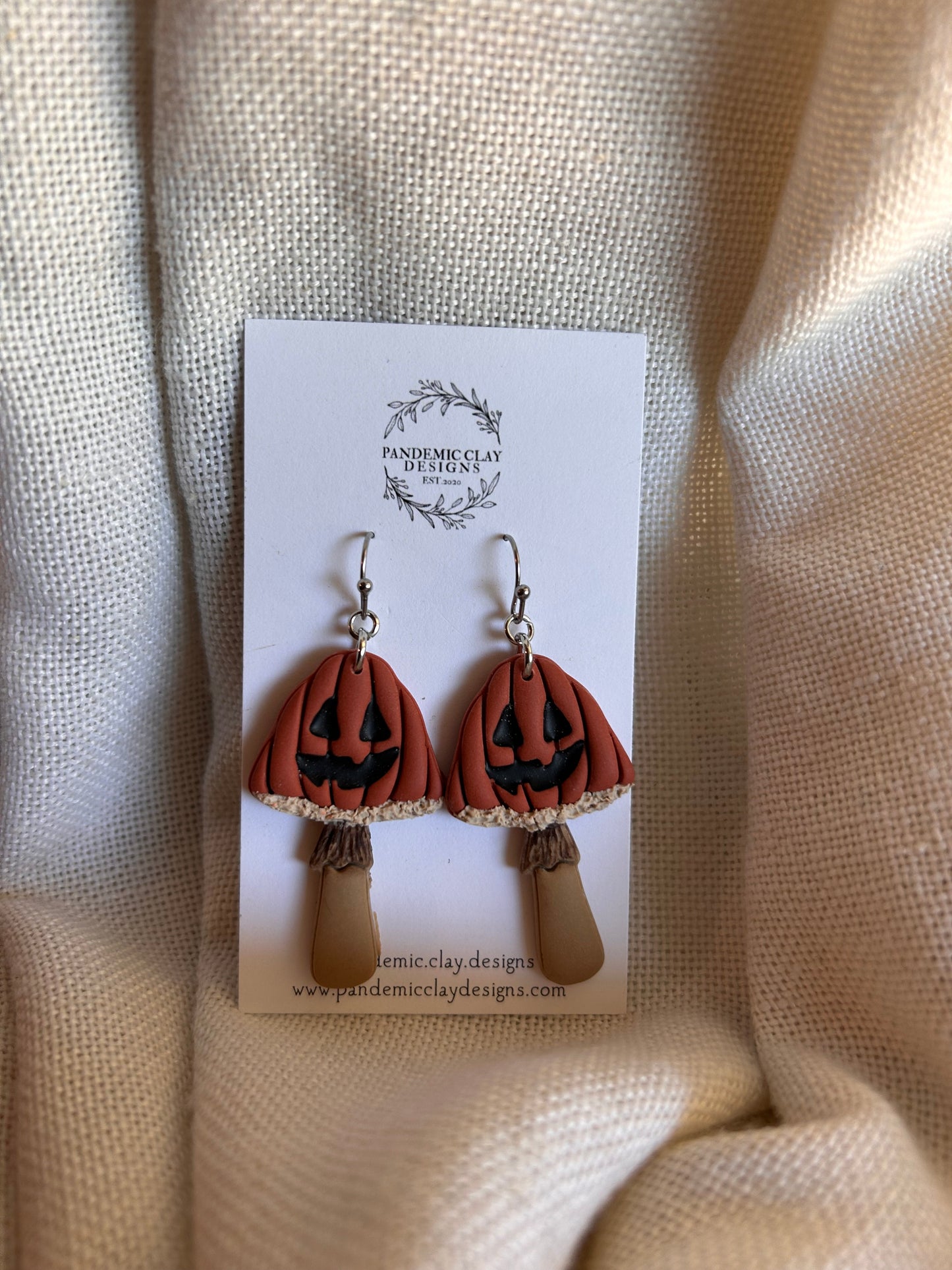 Jack o Lantern Mushrooms