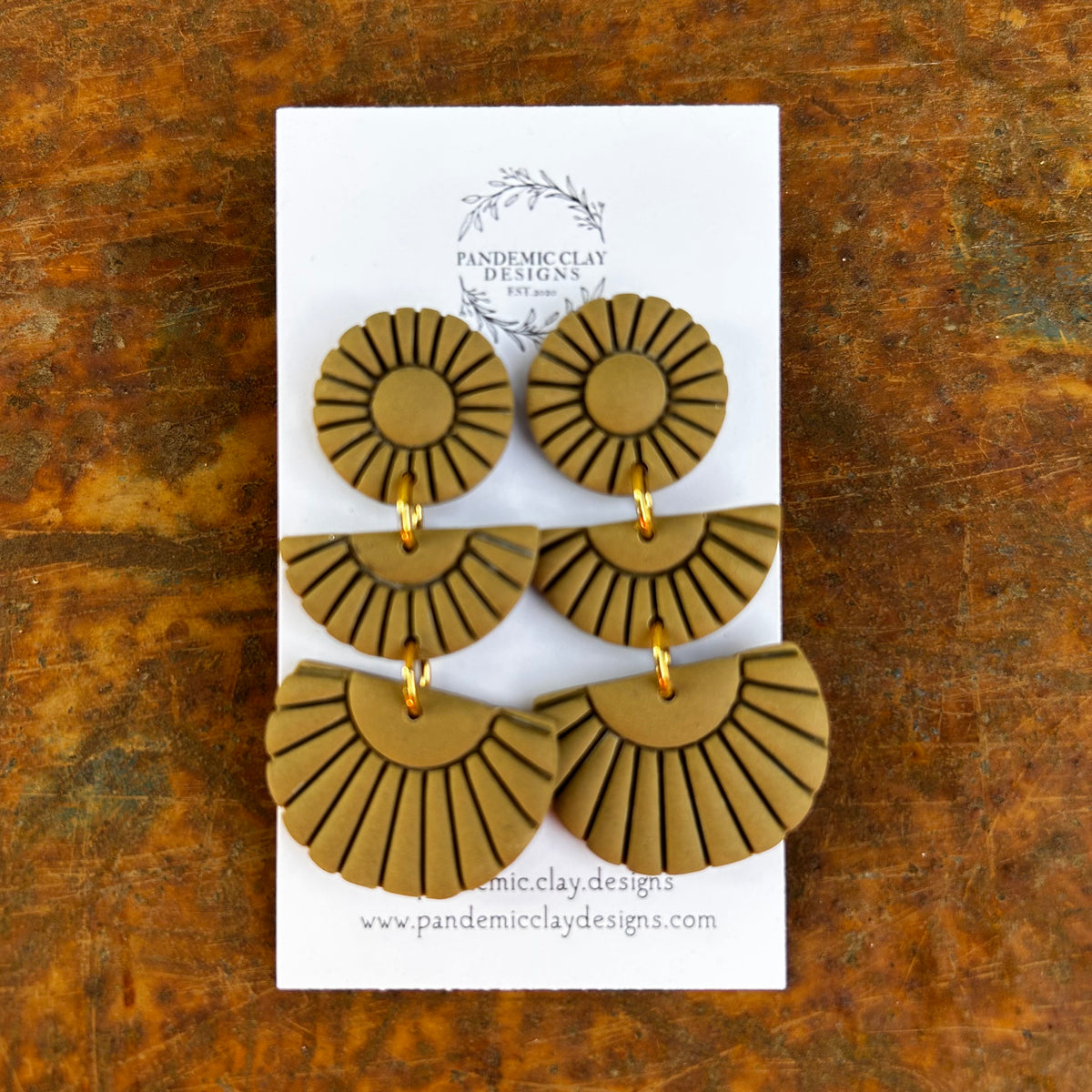 Rayitos de Sol Dangle